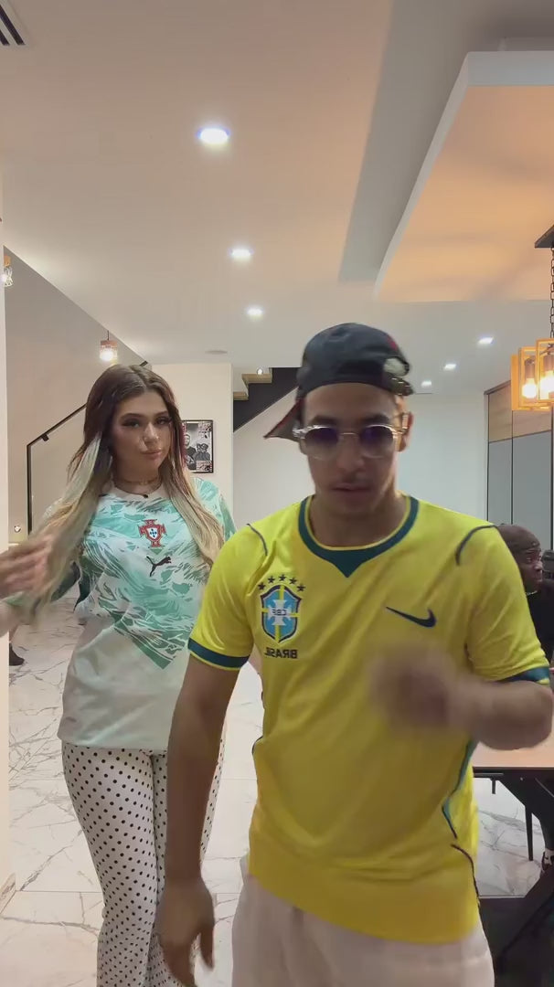 snaptik_7651728545743457569_v3.mp4